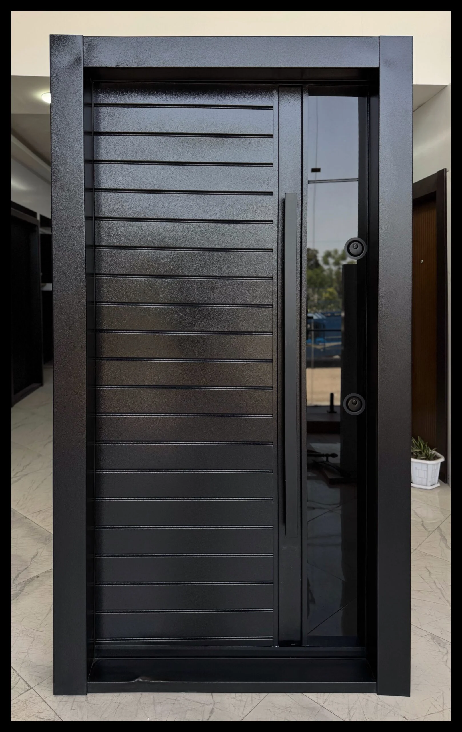 درب قفل سکوریت ۸ میل مشکی کد 9716