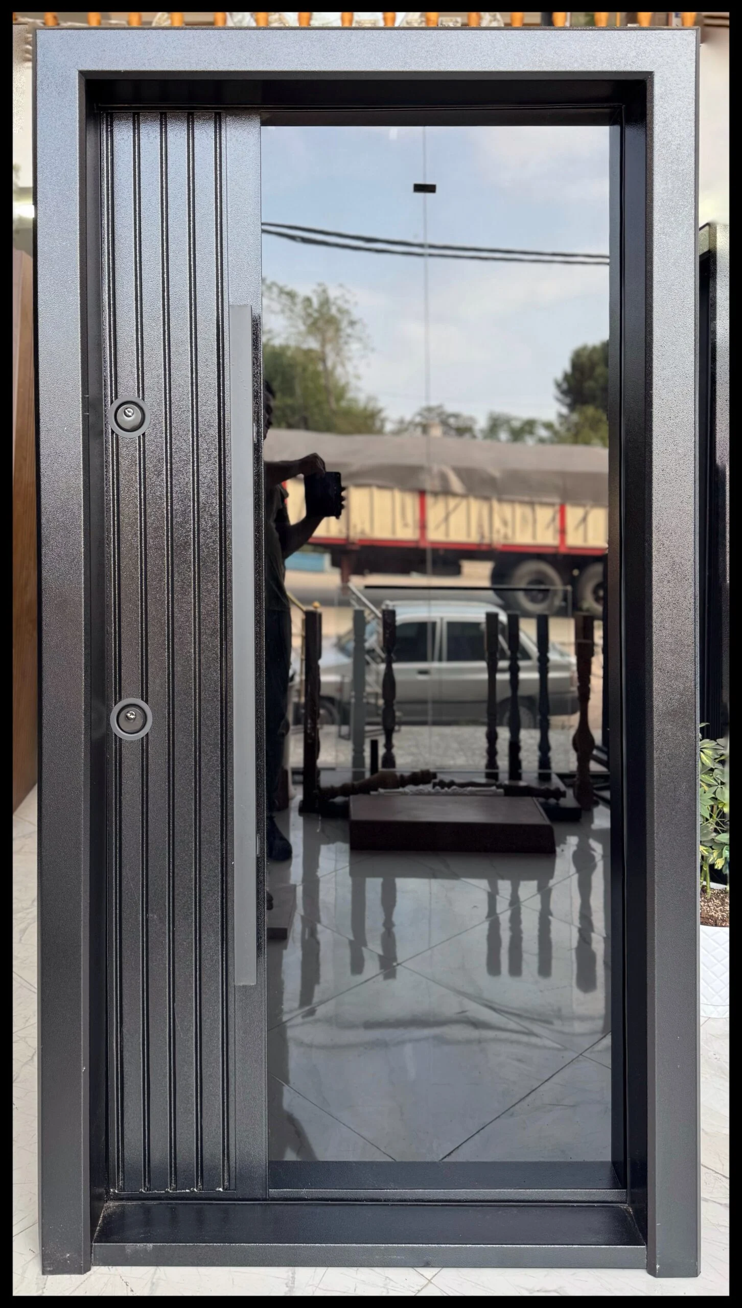 درب سکوریت ۸ میل مشکی کد 9723