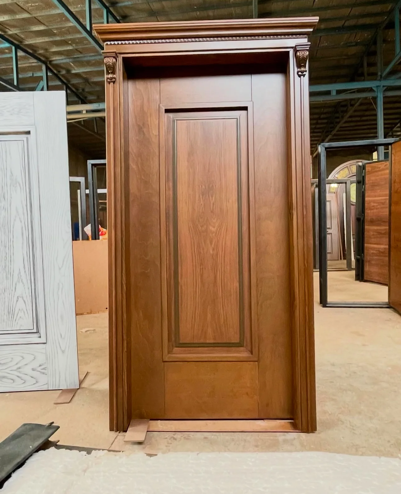 در لوکس داخلی شیک